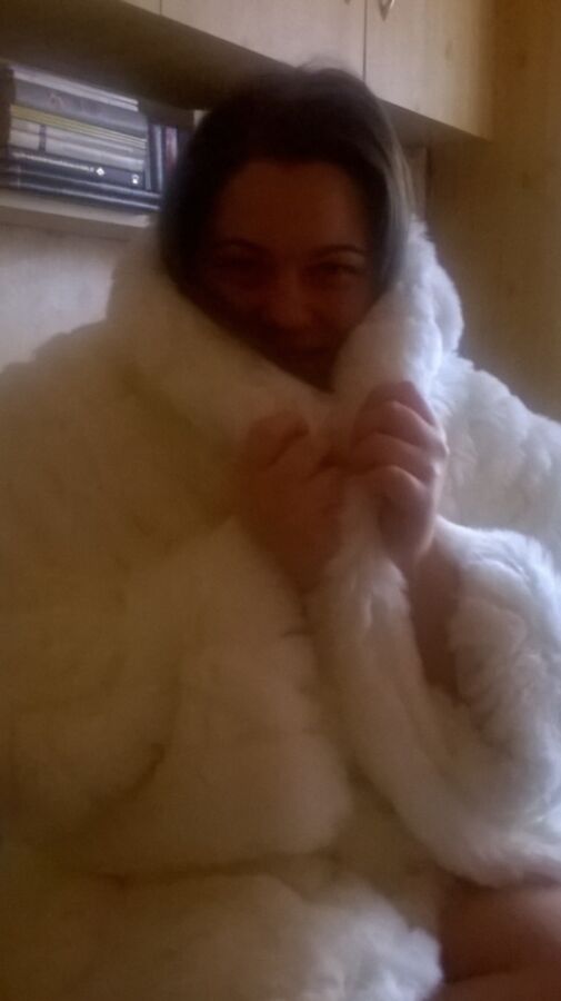 Actual girlfriend in fur coat (really slut) 5 of 10 pics