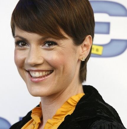 Zoe McLellan II 9 of 14 pics