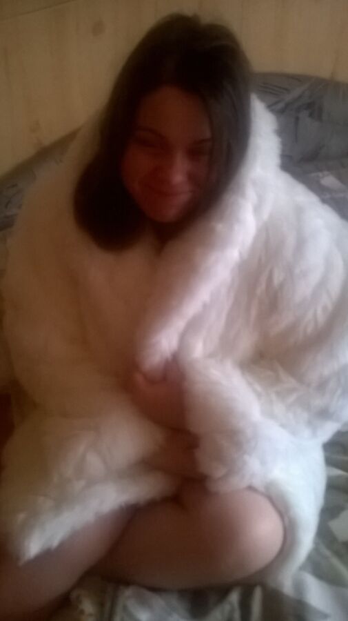 Actual girlfriend in fur coat (really slut) 1 of 10 pics