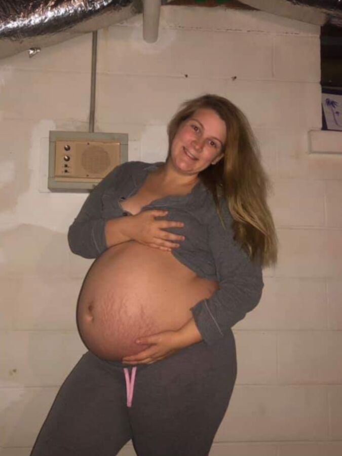 Pregnant bbw teen 1 of 56 pics
