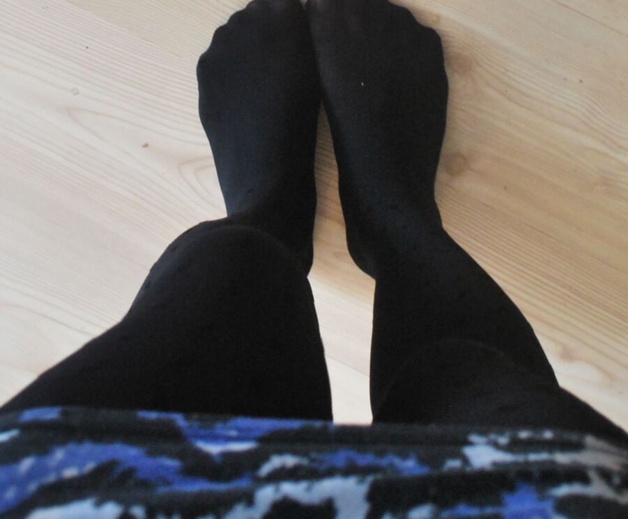 New black opaque tights for winter 3 of 16 pics