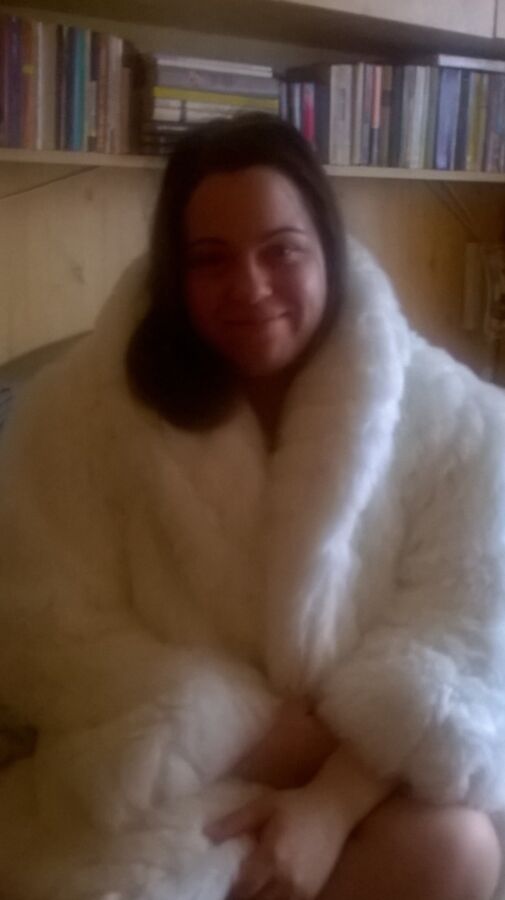 Actual girlfriend in fur coat (really slut) 2 of 10 pics