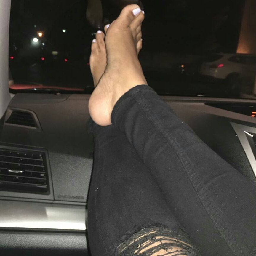 Feet i would kill to fuck 11 of 25 pics