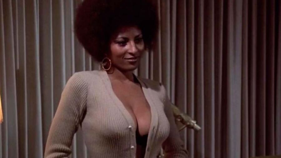 Holy Fuck Pam Grier 3 of 16 pics