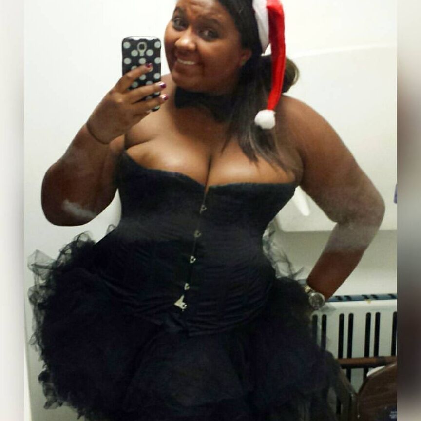 Did they finally find the best Halloween outfit? 4 of 42 pics