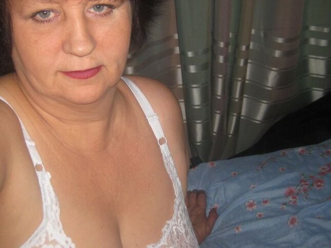 NN mature Galina Fizer-Zilina from Tula in Russia 14 of 19 pics
