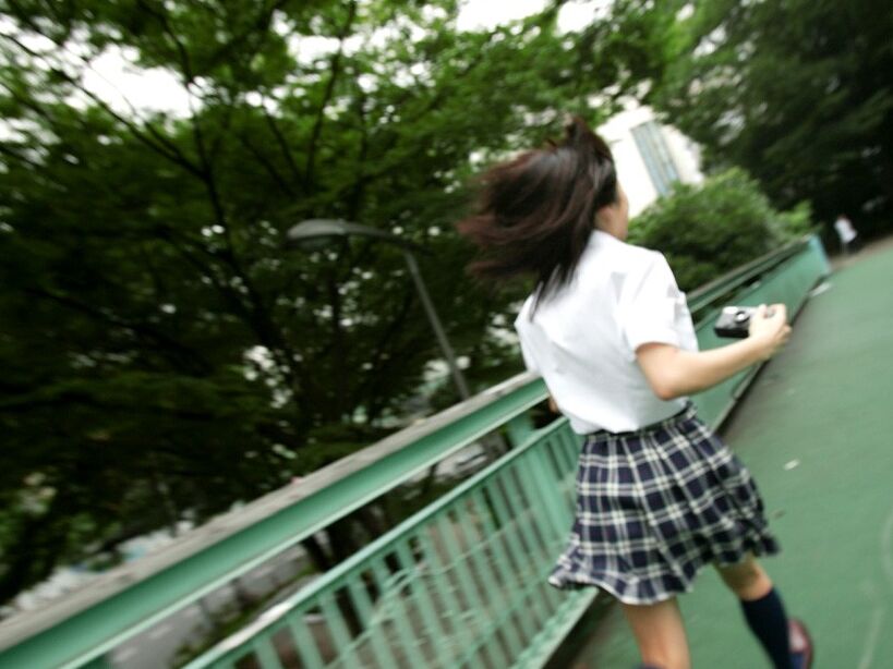 Aoi Sola takes off her school uniform 13 of 40 pics