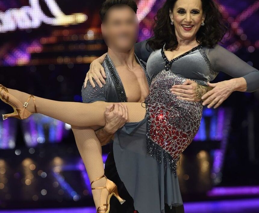 Lesley Joseph - Old UK Jew Bag Actress in Pantyhose 15 of 43 pics