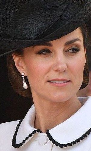 Kate Middleton - Royal Milf 17 of 49 pics