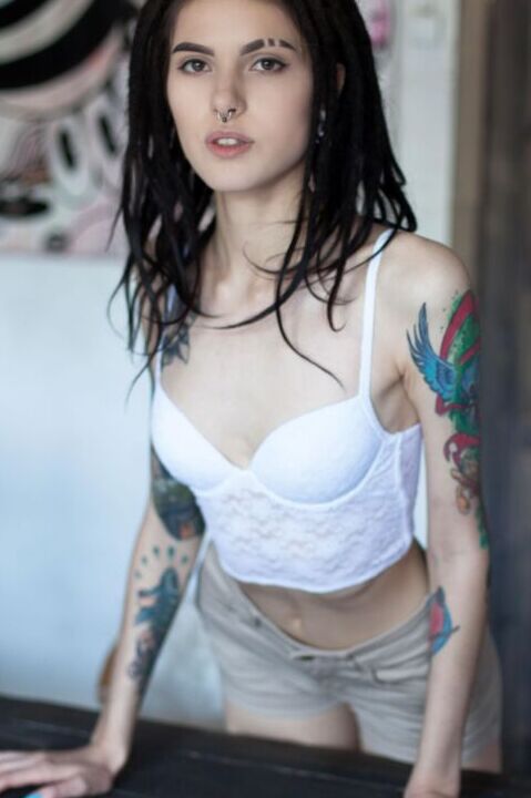 Suicide Girls - Snowyfeles - Bird Lady 7 of 50 pics