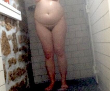 hotwife-in the shower 4 of 21 pics