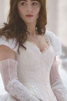 Lily Collins! My Favorite Fairytale Princess! 14 of 23 pics