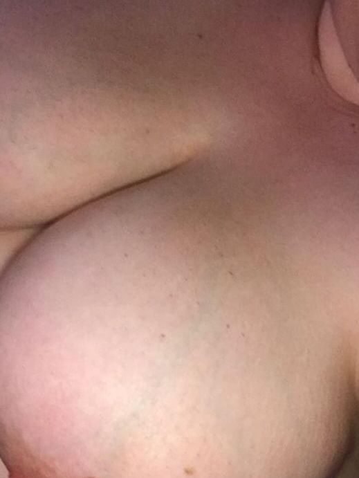 Teen with big natural saggy white tits 8 of 13 pics