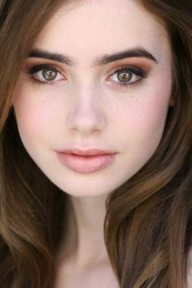 Lily Collins! My Favorite Fairytale Princess! 13 of 23 pics