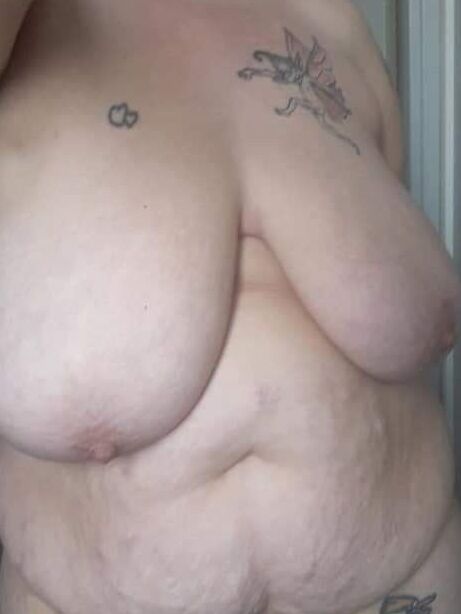 Ugly bbw with huge natural saggy big tits 6 of 12 pics