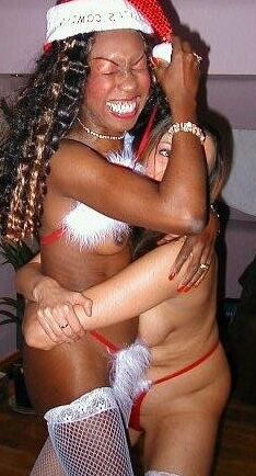 Swinger party interracial  4 of 112 pics