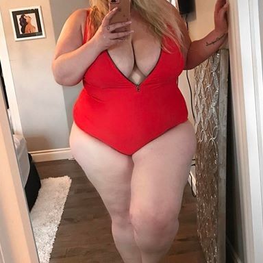 Now THIS is a BBW! 12 of 34 pics