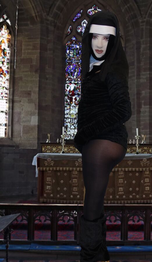 Nun Flashing in the Convent 11 of 11 pics