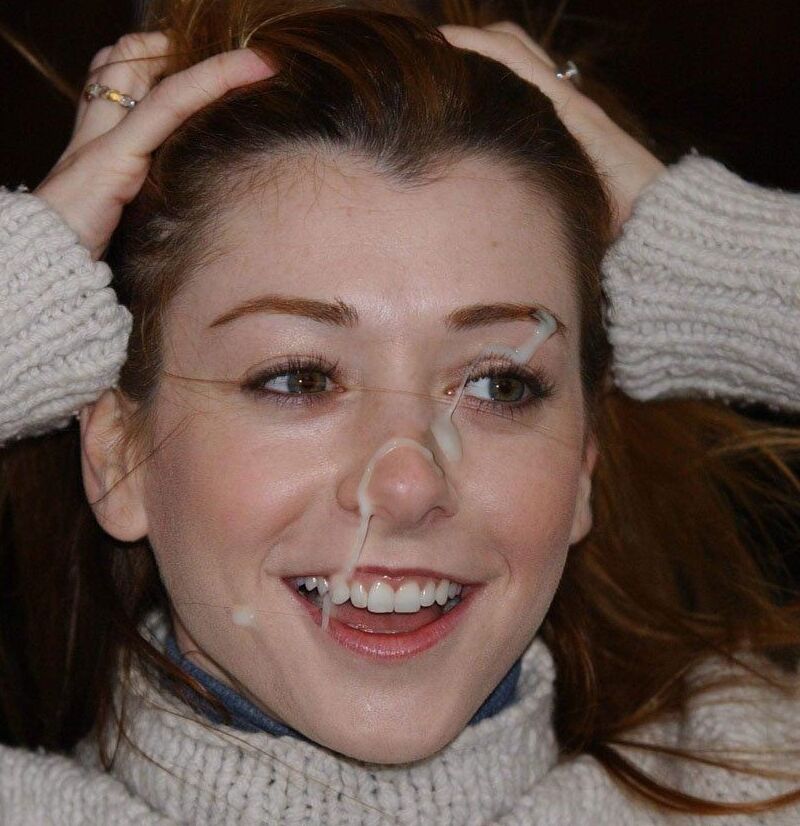 Alyson Hannigan - Fake 5 of 14 pics