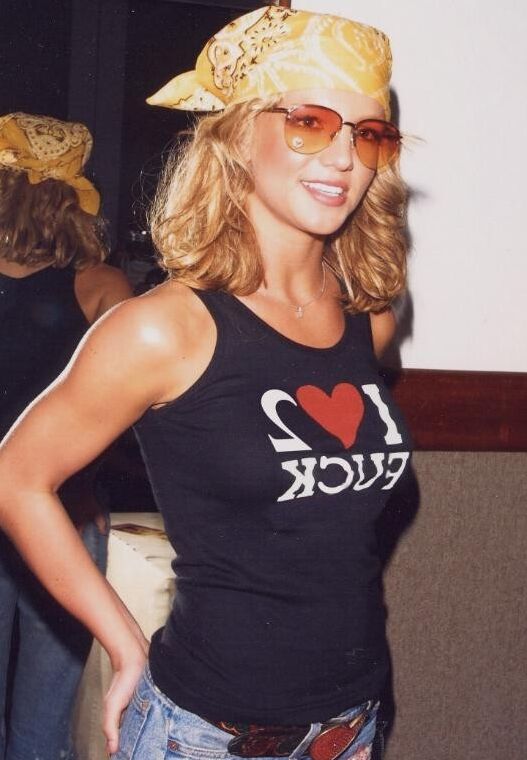 Celebrities - Funny T-Shirts 8 of 42 pics