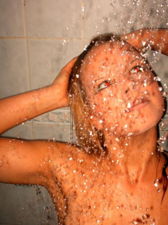 Swedish naked chick in the shower 14 of 21 pics