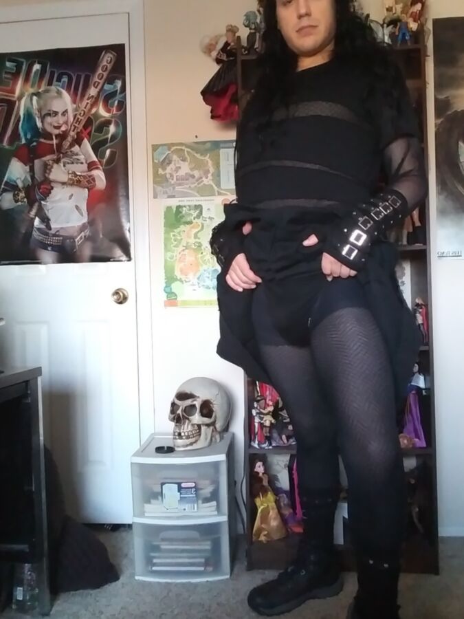 Naughty Goth Boy (With gifs) 13 of 44 pics