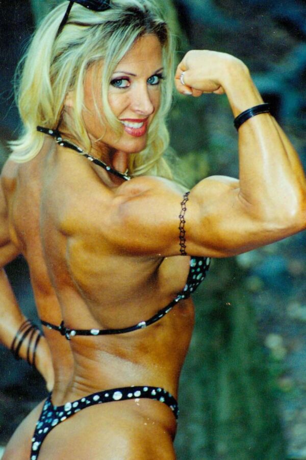 Debbie Kruck! Classic Blonde Muscles! 19 of 74 pics