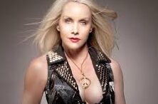 Cherie Currie 9 of 14 pics