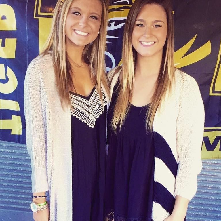 Sorority Girls in Groups: Who do you like? & What would you Do? 20 of 24 pics