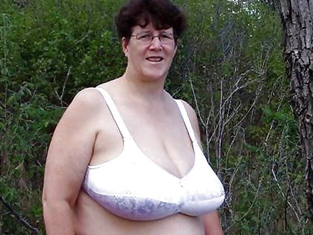 Girdles, bras, panties for grannies, matures, bbw 17 of 332 pics