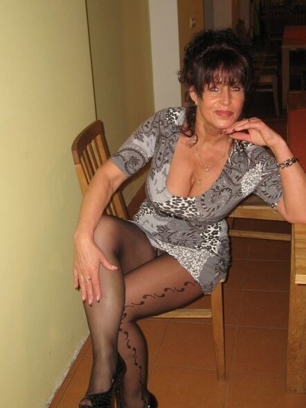 Motherly love mature cleavage III 14 of 24 pics