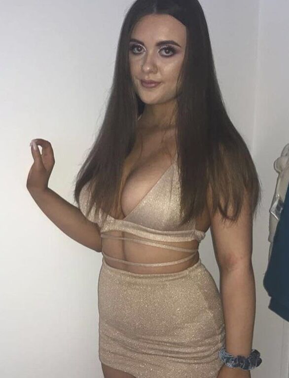 Sexy little chubby chav pig Katie  17 of 29 pics