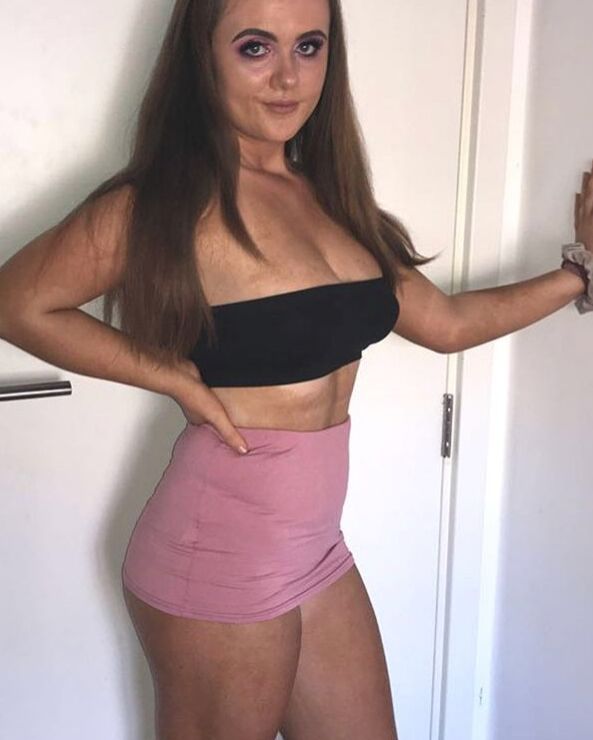Sexy little chubby chav pig Katie  18 of 29 pics