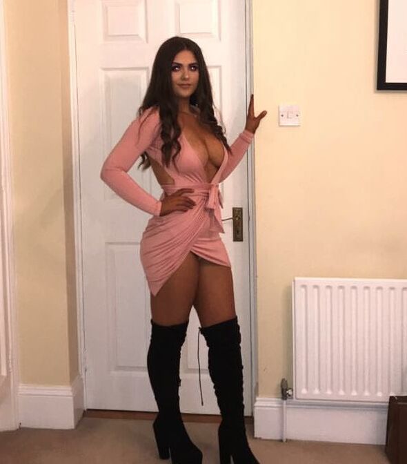 Sexy little chubby chav pig Katie  14 of 29 pics