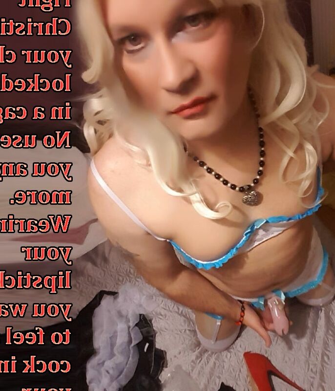 Christinauksissy a sissy to enjoy 1 of 5 pics