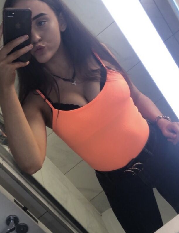 Chloe - Sexy Teen Chav Slut 20 of 58 pics