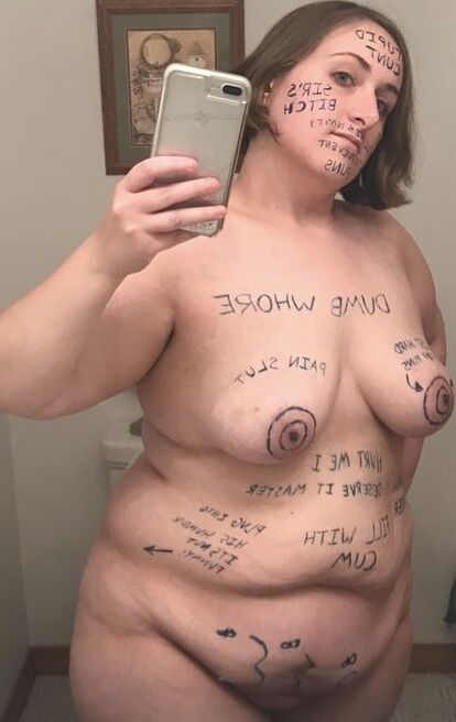 How a fat pig makes herself desirable 10 of 18 pics