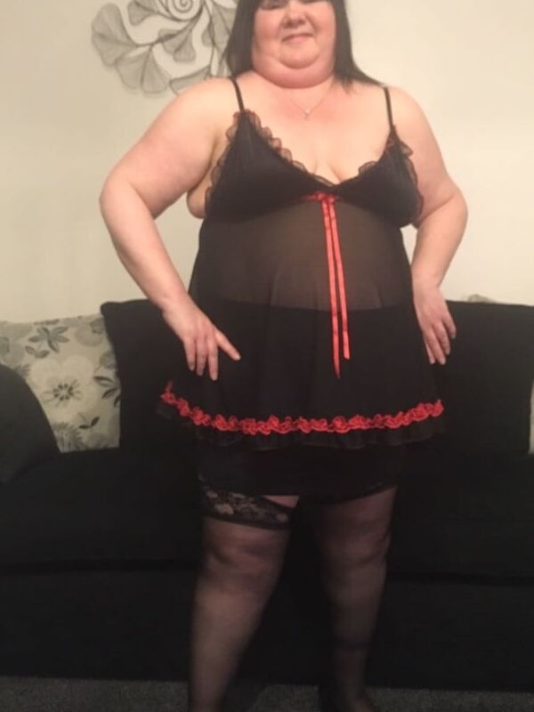 BBW UK Wife Hayley 10 of 32 pics