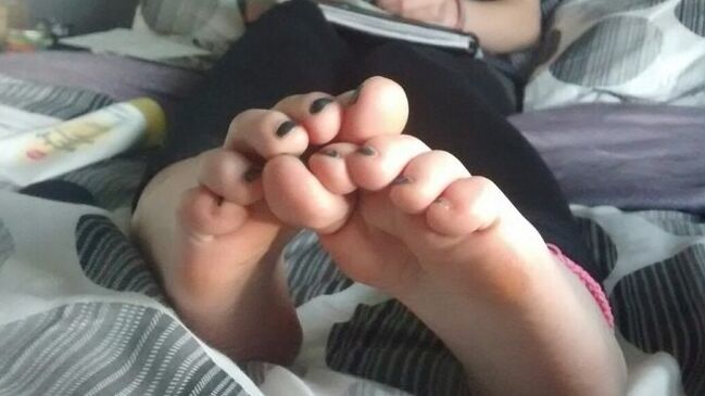 Youthful Feet 11 of 22 pics