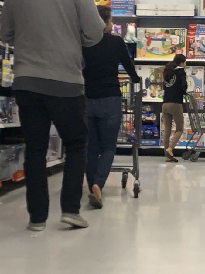 Walmart whore 23 of 29 pics