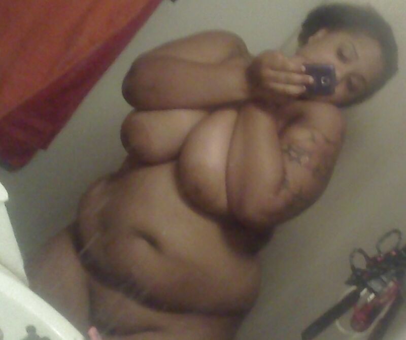 BBW/SSBBW  Nude Selfies 10 of 150 pics