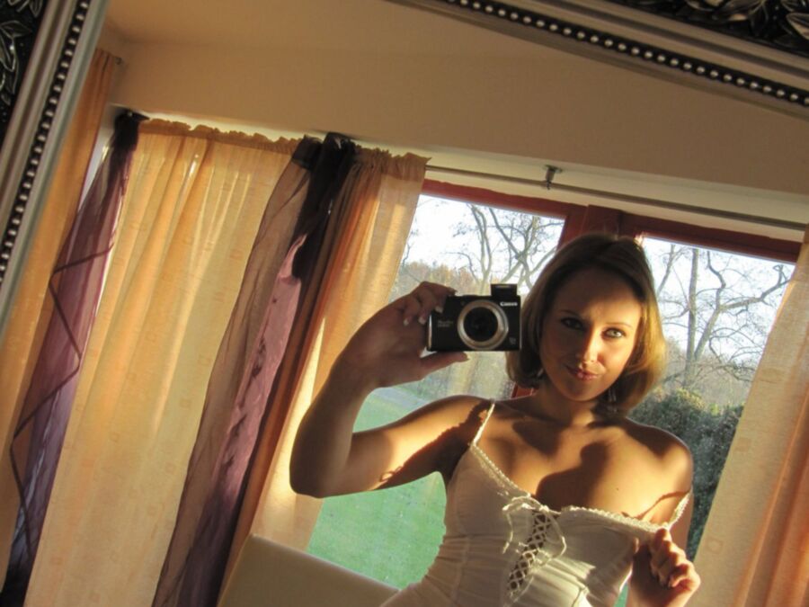 ......Bonnie .....Russian amateur girlfriend...hot selfies 11 of 46 pics