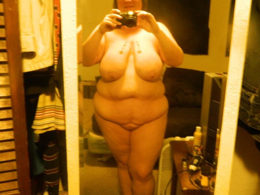 BBW/SSBBW  Nude Selfies 8 of 150 pics