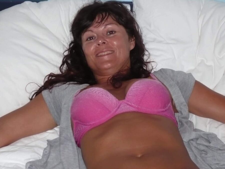 Hot Milf nn 12 of 40 pics