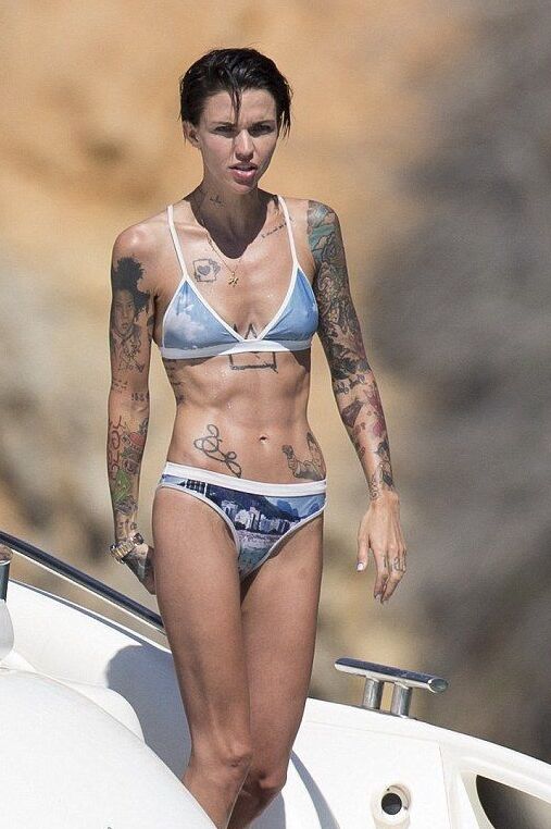 Ruby Rose (too bad she is gay) 3 of 10 pics