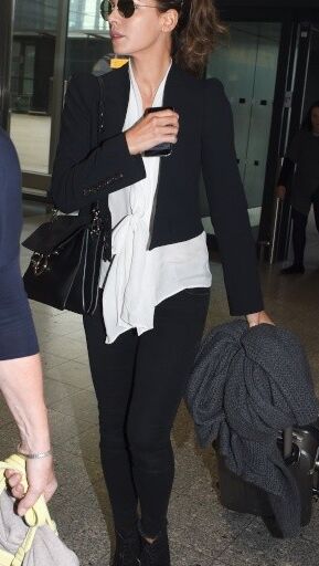Kate Beckinsale (MILF) 4 of 6 pics