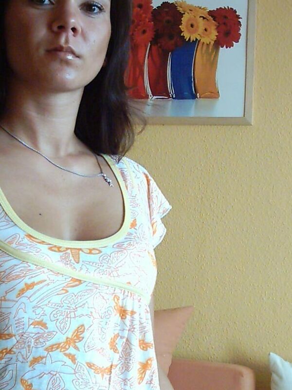 Horny Young Skinny Darkhaired MILF  1 of 47 pics