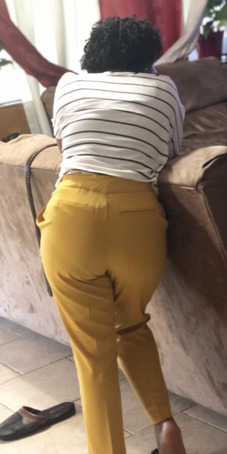 Sneaky shots of  friend in yellow pants with her muscle booty 1 of 29 pics