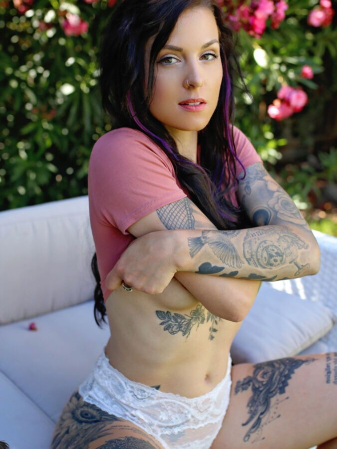 Suicide Girls - Mariselle - Backyard Babe 12 of 56 pics