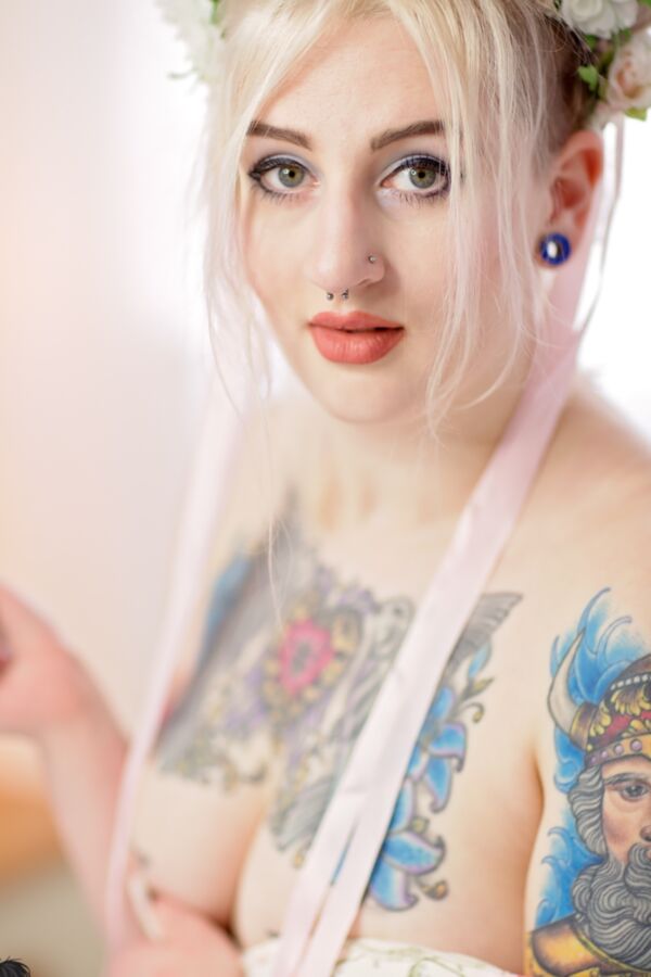 Suicide Girls - Gnomi - Tsundere 15 of 40 pics